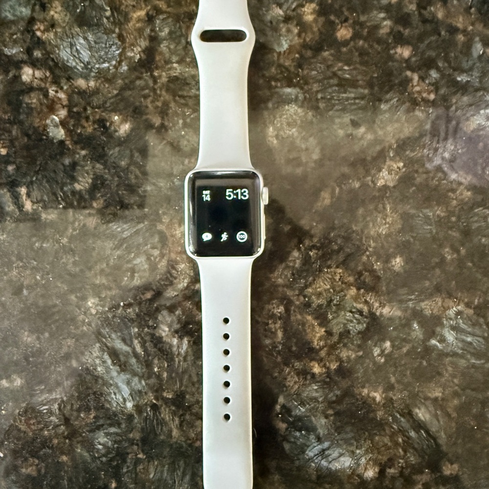Apple Watch Series 3 38mm with Silicone Band